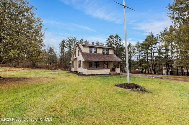 $279,000 | 446 Orange Road, Dallas, PA 18612