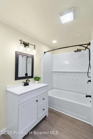 $279,000 | 446 Orange Road, Dallas, PA 18612