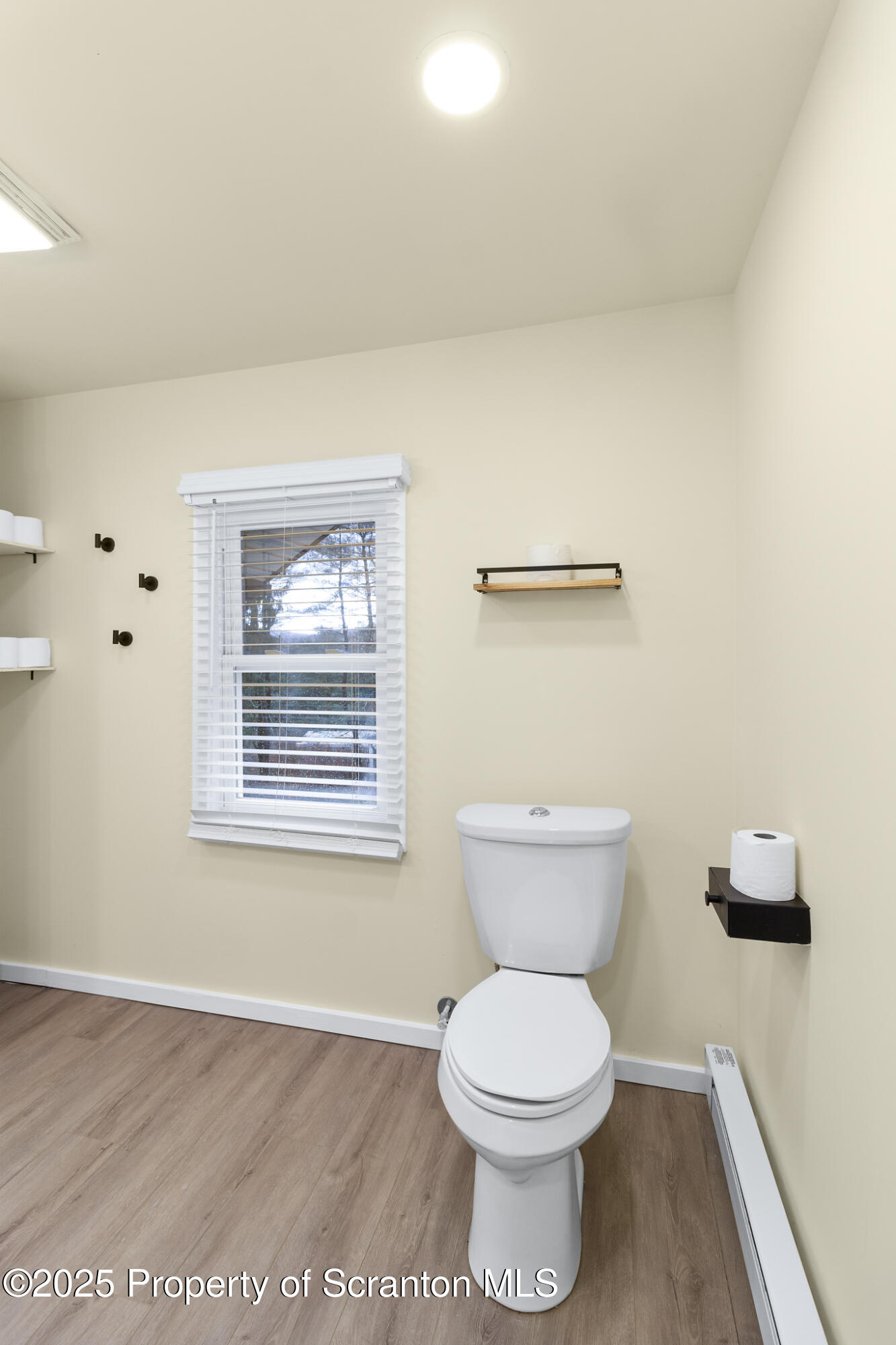 446 Orange Road Dallas, PA 18612 - Photo 24 of 41 24-print-446OrangeRd-24