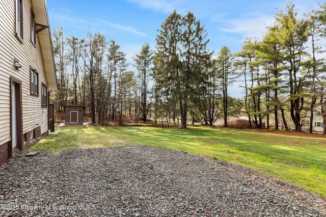 $279,000 | 446 Orange Road, Dallas, PA 18612