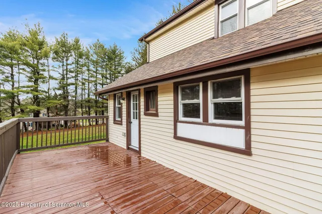 $279,000 | 446 Orange Road, Dallas, PA 18612