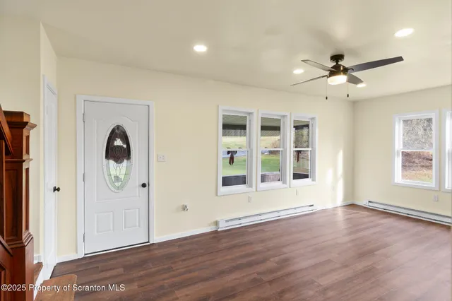 $279,000 | 446 Orange Road, Dallas, PA 18612