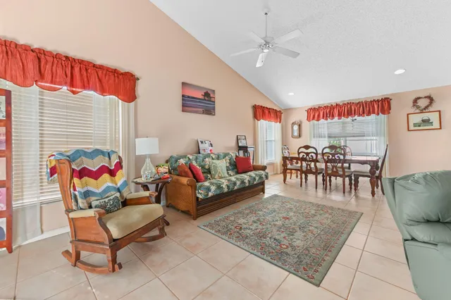$379,900 | 5193 Robino Circle, West Palm Beach, FL 33417