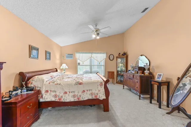 $379,900 | 5193 Robino Circle, West Palm Beach, FL 33417