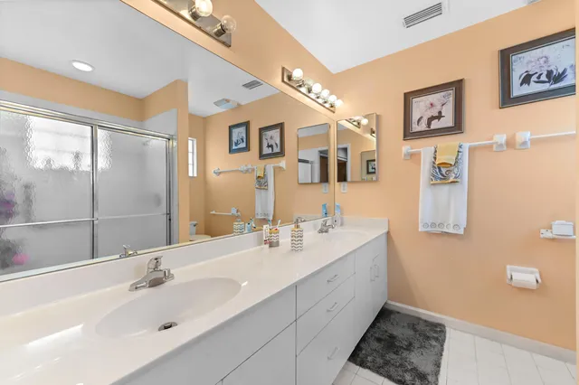 $379,900 | 5193 Robino Circle, West Palm Beach, FL 33417