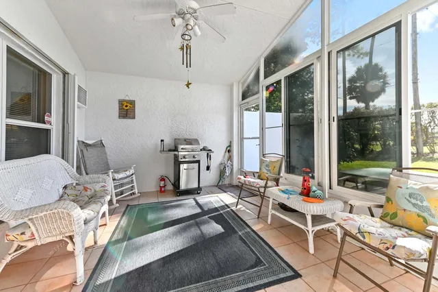 $379,900 | 5193 Robino Circle, West Palm Beach, FL 33417