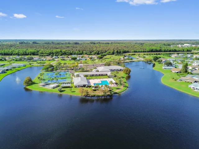 $379,900 | 5193 Robino Circle, West Palm Beach, FL 33417