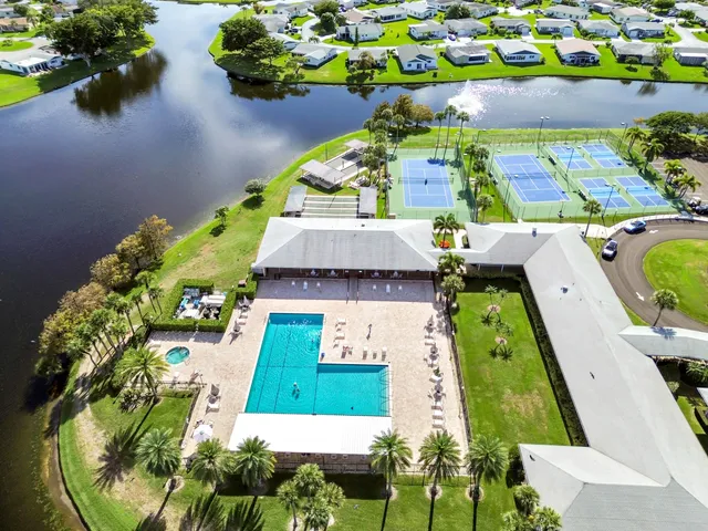 $379,900 | 5193 Robino Circle, West Palm Beach, FL 33417