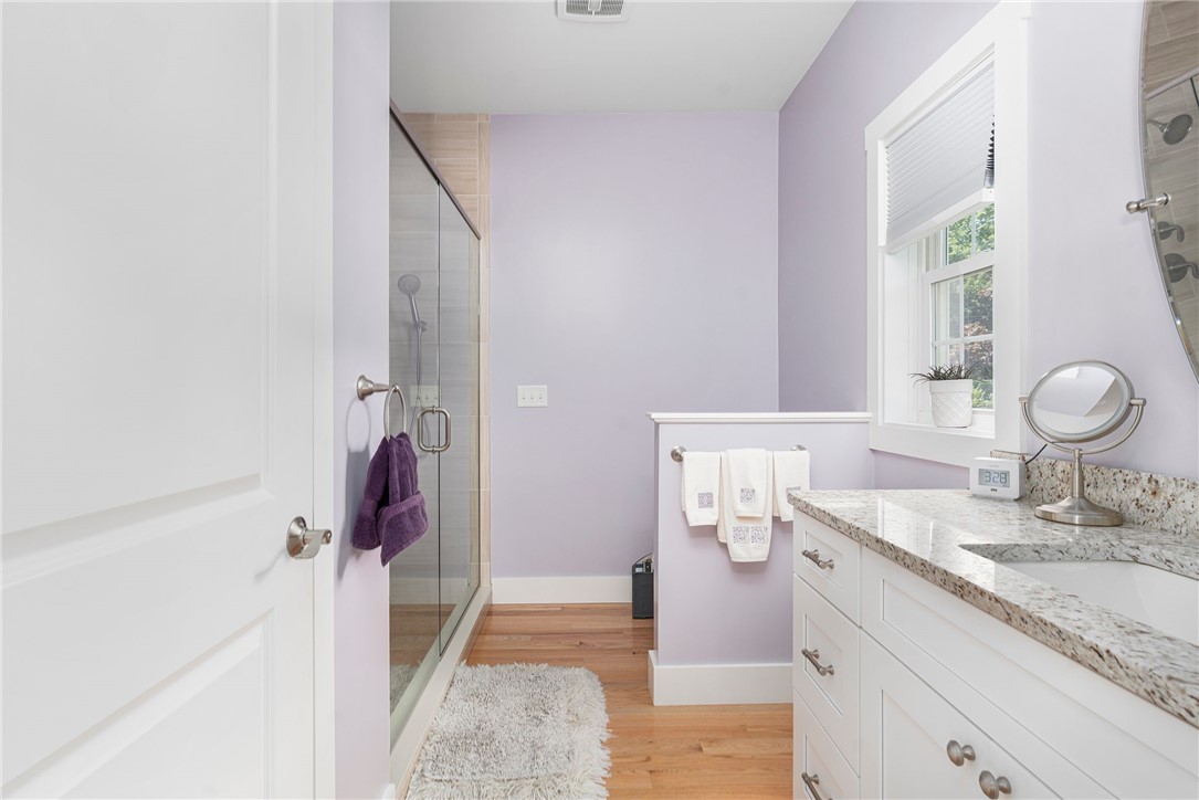 22 Primrose Drive Warwick, RI 02818 - Photo 12 of 24