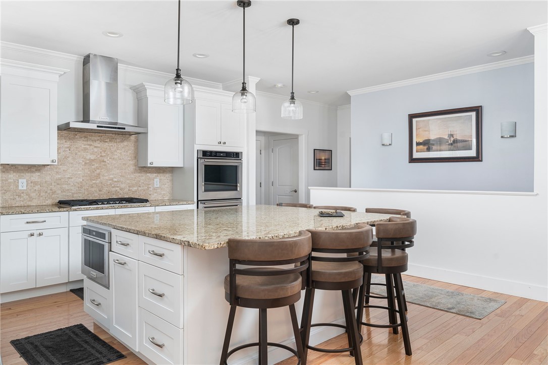 22 Primrose Drive Warwick, RI 02818 - Photo 4 of 24