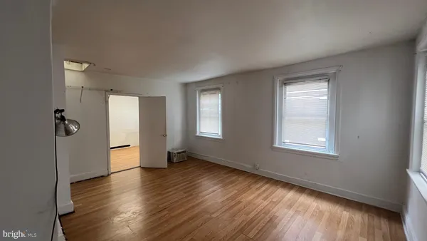 $1,100 | 1115 Walnut Street, Philadelphia, PA 19107