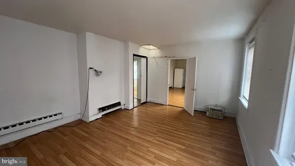 $1,100 | 1115 Walnut Street, Philadelphia, PA 19107