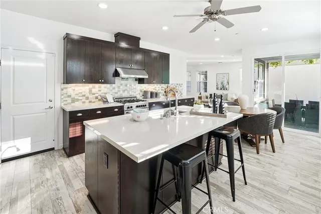 $1,550,000 | 2633 Clarion Lane, Costa Mesa, CA 92626