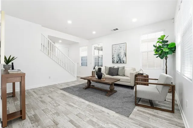 $1,550,000 | 2633 Clarion Lane, Costa Mesa, CA 92626