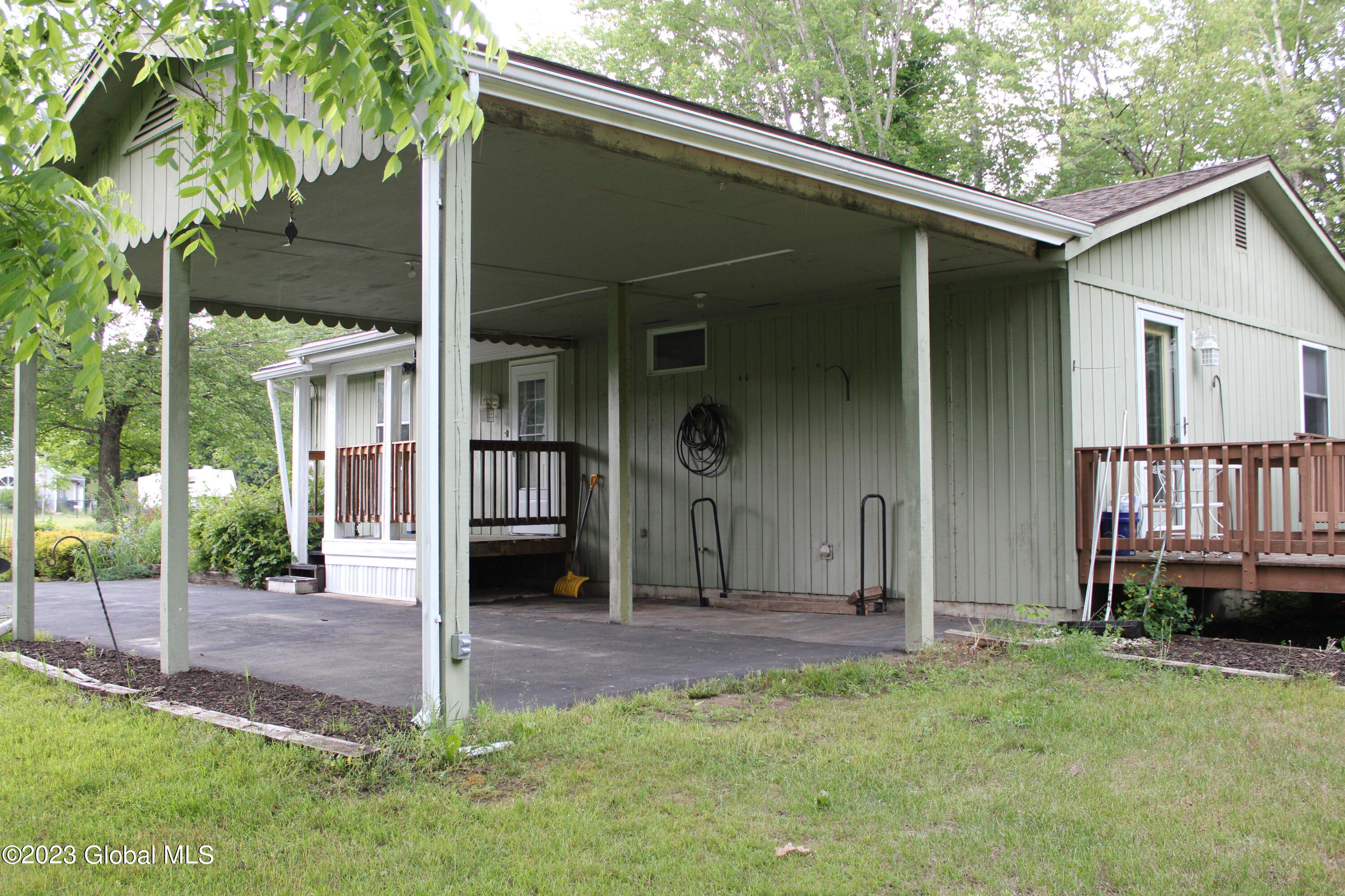76 Blanchard Road Wilton, NY 12831 - Photo 4 of 33 IMG_0101
