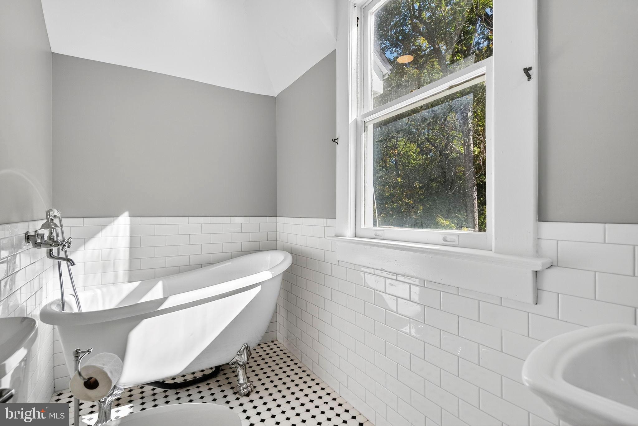 4561 Weston Road Catlett, VA 20119 - Photo 26 of 59 Another new bath!