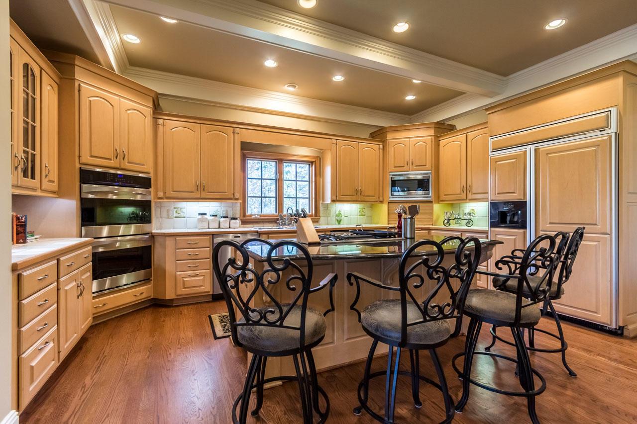 1285 Shull Road Columbus, OH 43230 - Photo 12 of 46