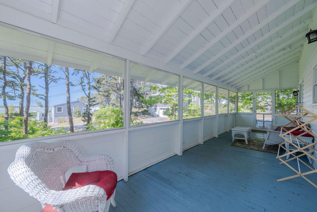 125 Pleasant Point Road Wellfleet, MA 02667 - Photo 10 of 37 125_Pleasant_Point-16