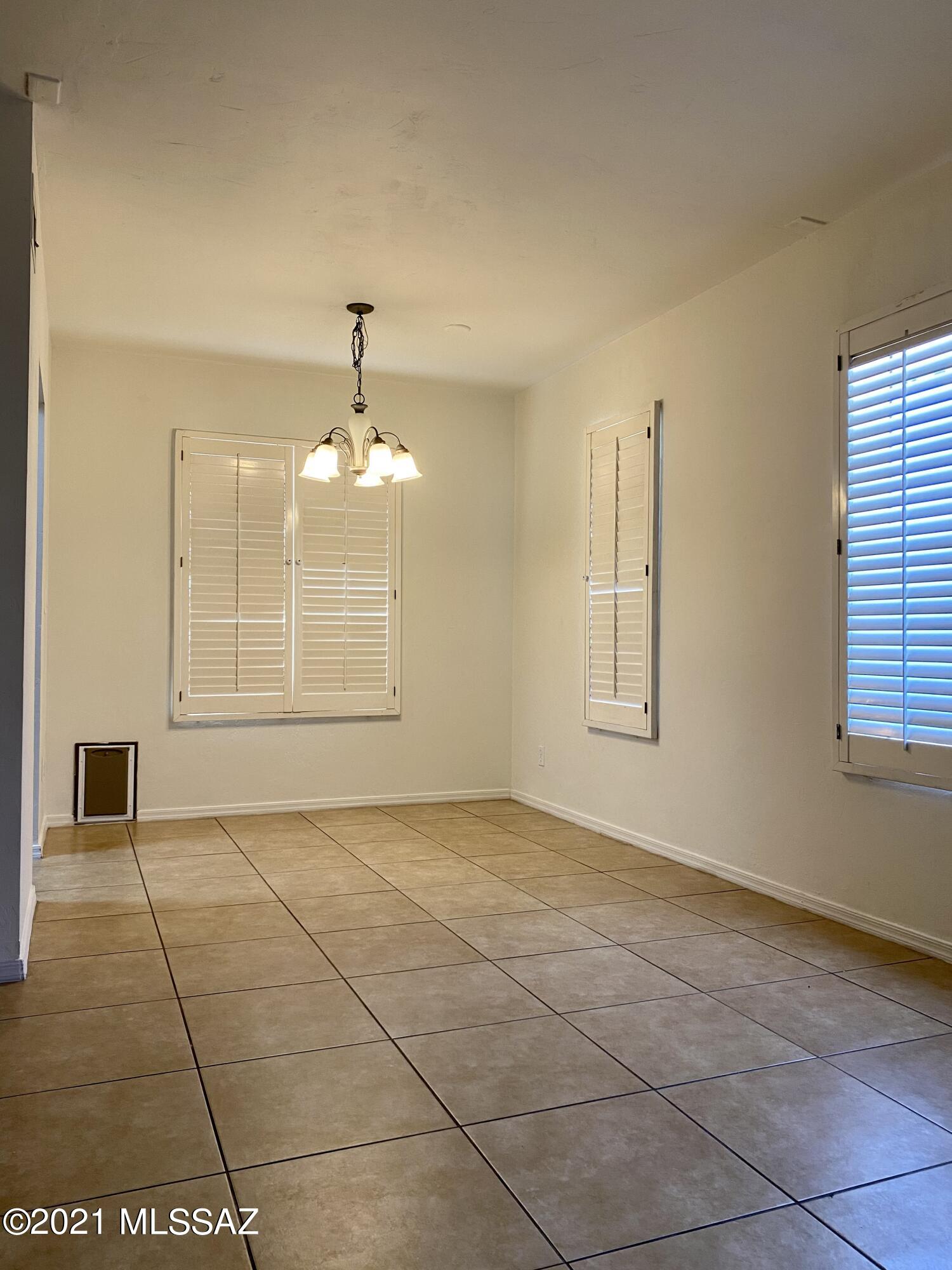 660 East River Road, Unit K Tucson, AZ 85704 - Photo 4 of 7