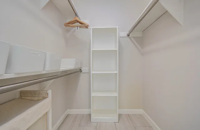 $2,600 | 355 North Post Oak Lane, Unit 637, Houston, TX 77024