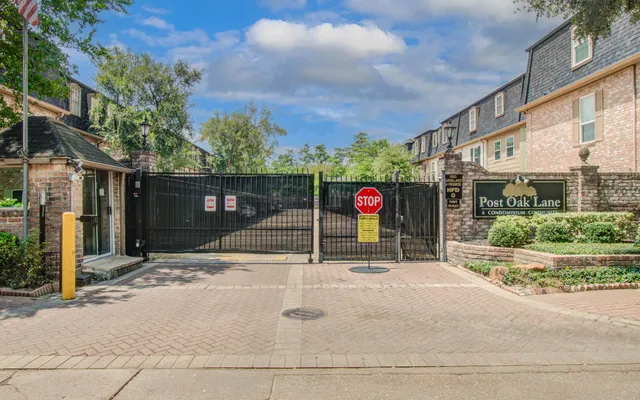 $2,600 | 355 North Post Oak Lane, Unit 637, Houston, TX 77024