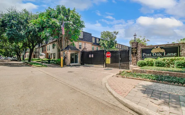 $2,600 | 355 North Post Oak Lane, Unit 637, Houston, TX 77024