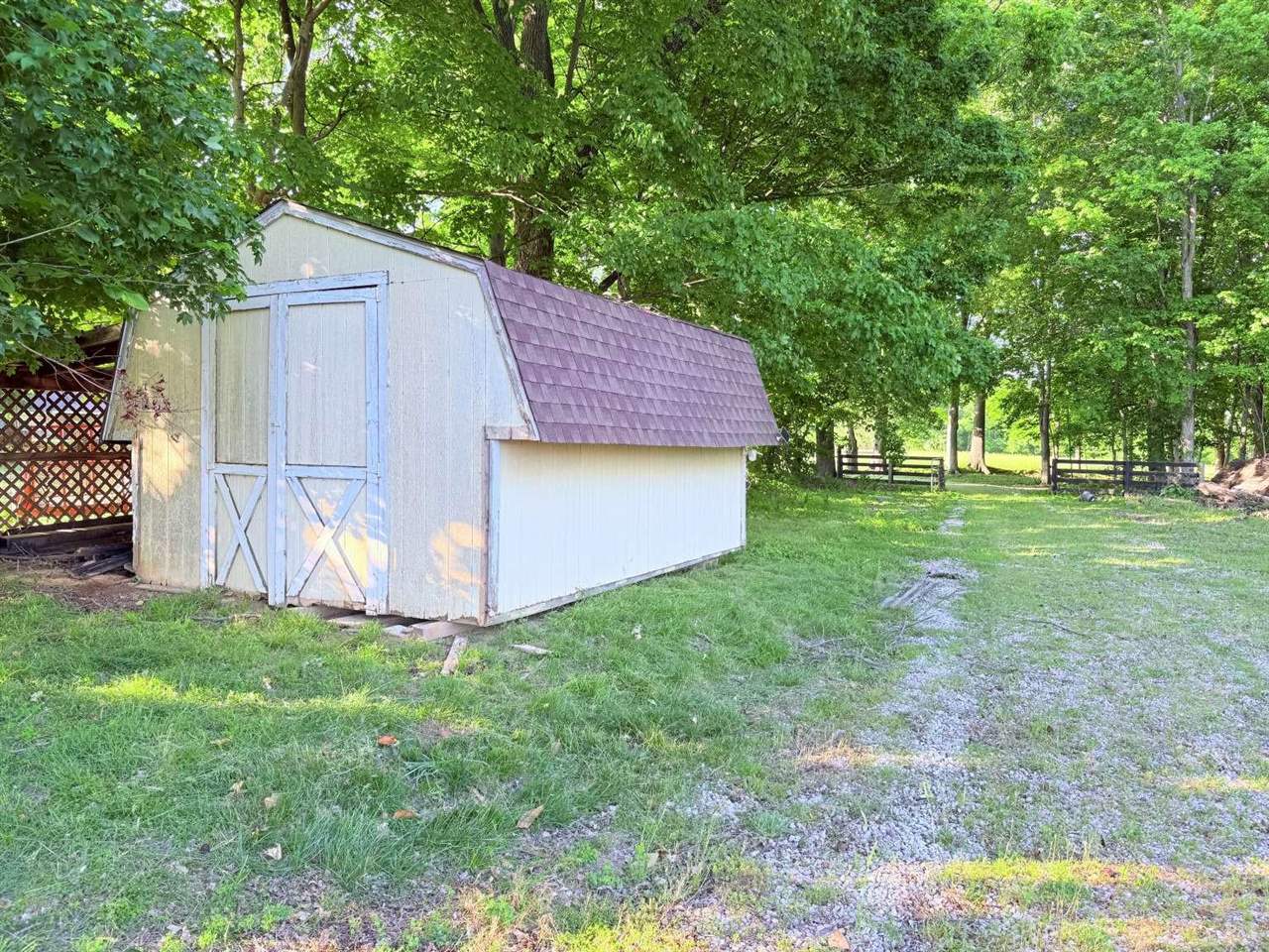 360 New Cut Road Bowling Green, KY 42103 - Photo 9 of 17 Gallery Image 9