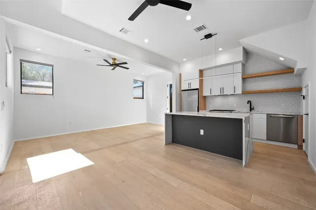 $3,900 | 2706 Stacy Lane, Unit 2, Austin, TX 78704