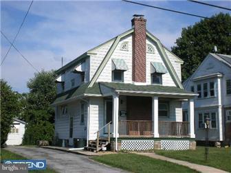 135 East Roland Road Brookhaven, PA 19015 - Photo 1 of 12 Exterior Front
