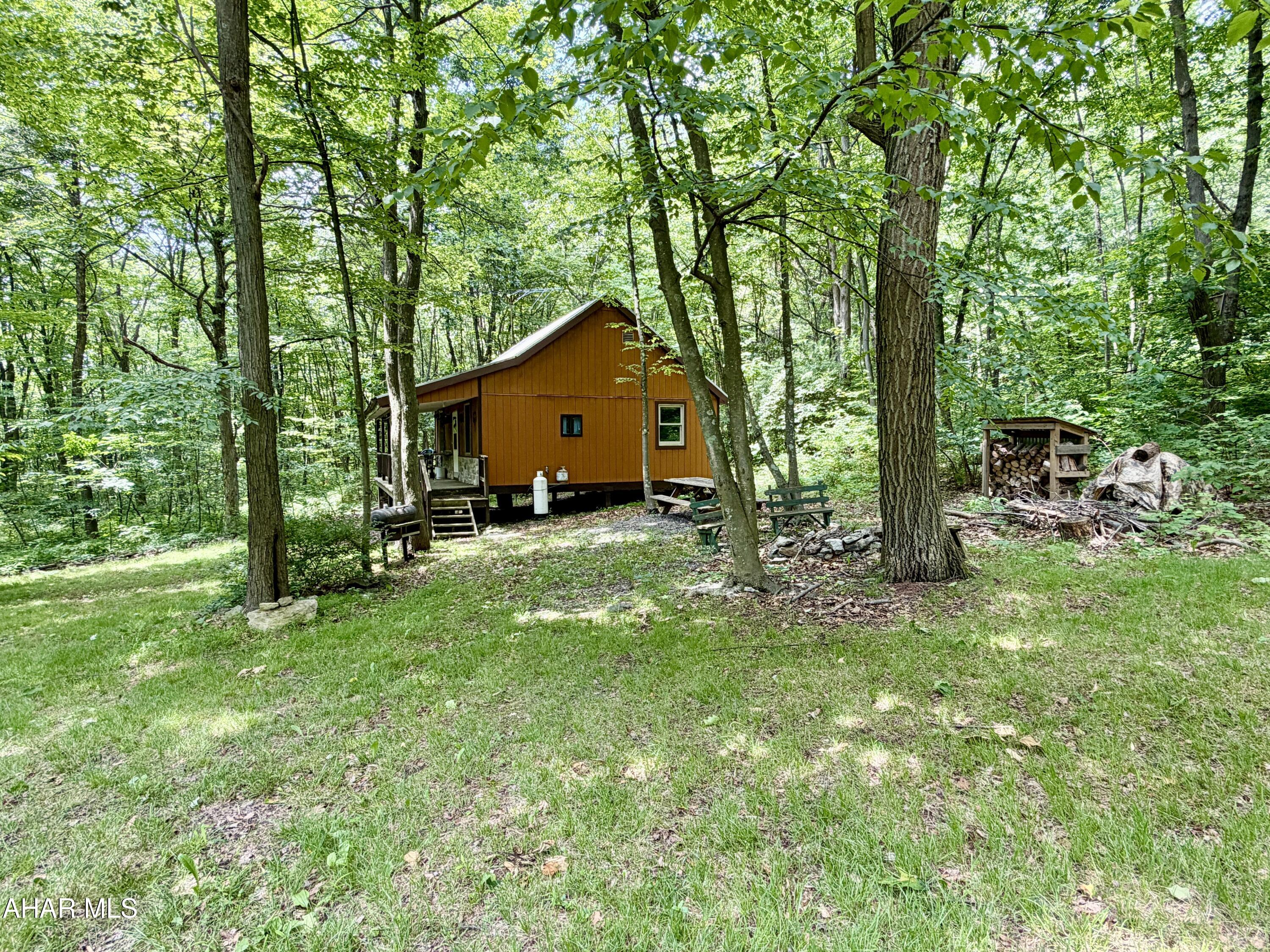 190 Thunder Rock Road Crystal Spring, PA 15536 - Photo 5 of 26 Gallery Image 5