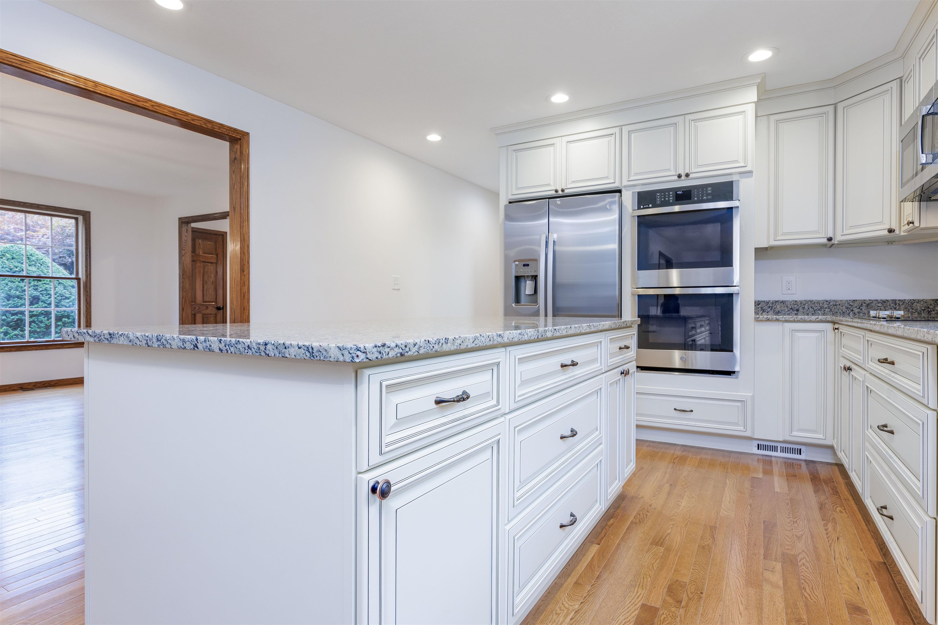 40 Spring Brook Drive Hampstead, NH 03841 - Photo 5 of 51 Gallery Image 5