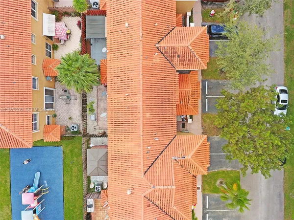 $3,095 | 8451 Northwest 138th Street, Unit 2303, Miami Lakes, FL 33016