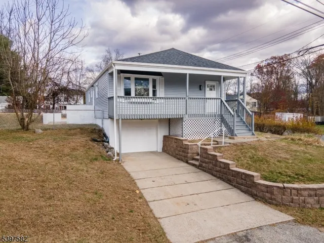 $449,000 | 4 Lloyd Avenue, Stanhope, NJ 07874