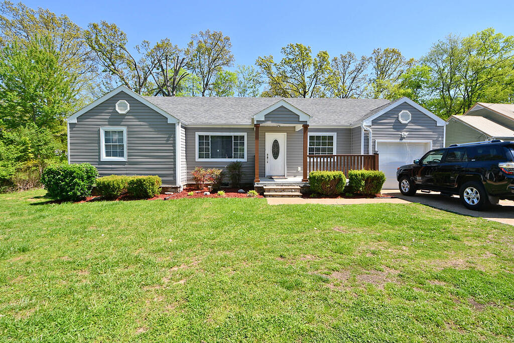 800 South Moore Road East Ridge, TN 37412 - Photo 1 of 18 sm1