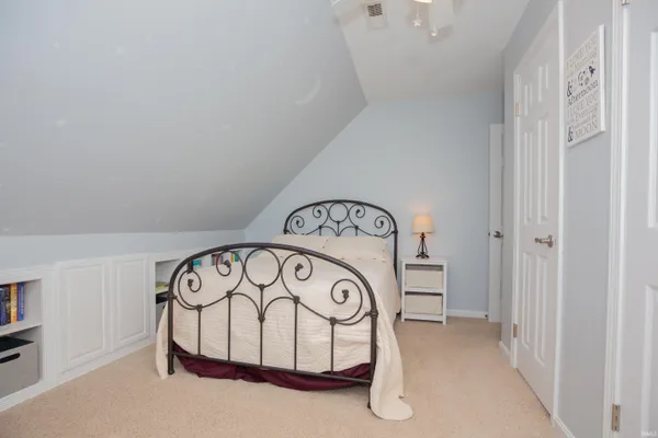 $414,900 | 8910 Ridge View Lane, Mount Vernon, IN 47620