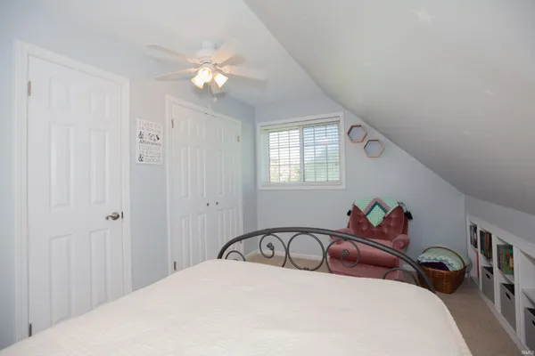 $414,900 | 8910 Ridge View Lane, Mount Vernon, IN 47620