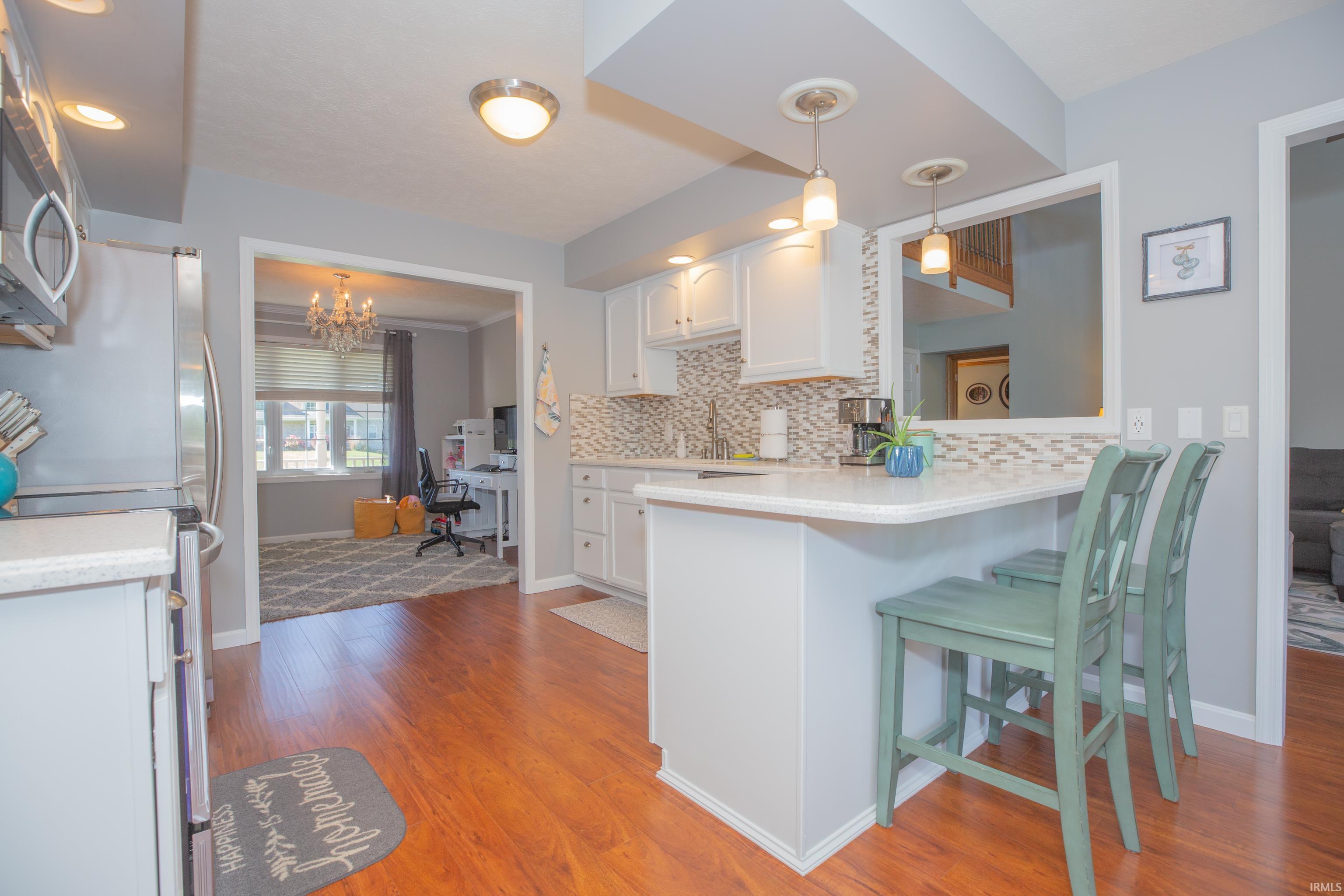8910 Ridge View Lane Mount Vernon, IN 47620 - Photo 7 of 36