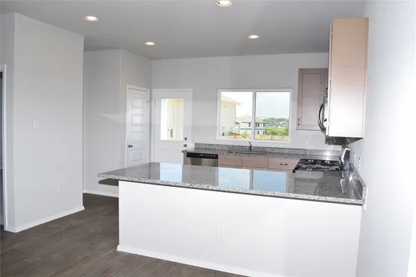 $2,050 | 11704 Domenico Cove, Austin, TX 78747