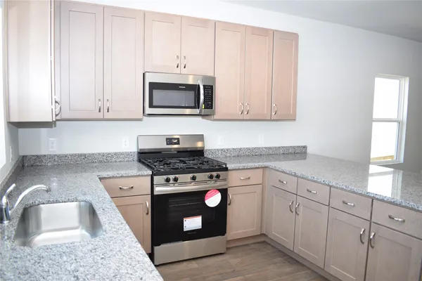 $2,050 | 11704 Domenico Cove, Austin, TX 78747