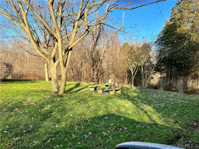 $375,000 | 3274 Edwardsville Galena Road, Georgetown, IN 47122