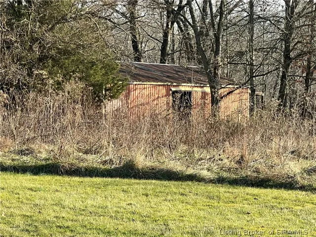 $375,000 | 3274 Edwardsville Galena Road, Georgetown, IN 47122