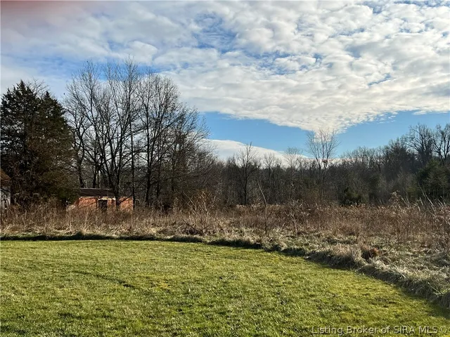 $375,000 | 3274 Edwardsville Galena Road, Georgetown, IN 47122