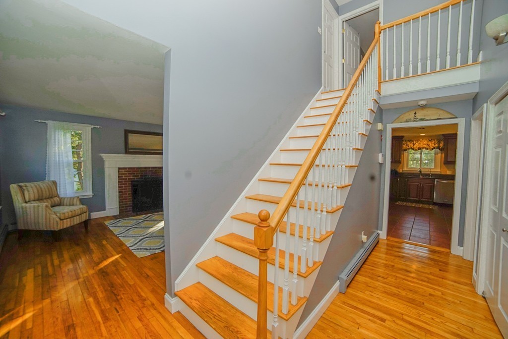 229 Valley Road Plymouth, MA 02360 - Photo 5 of 30