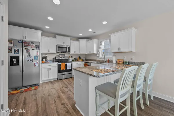 $2,100 | 517 Indigo Johnston Drive, Jacksonville, NC 28546