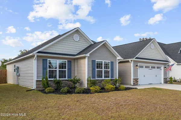 $2,100 | 517 Indigo Johnston Drive, Jacksonville, NC 28546