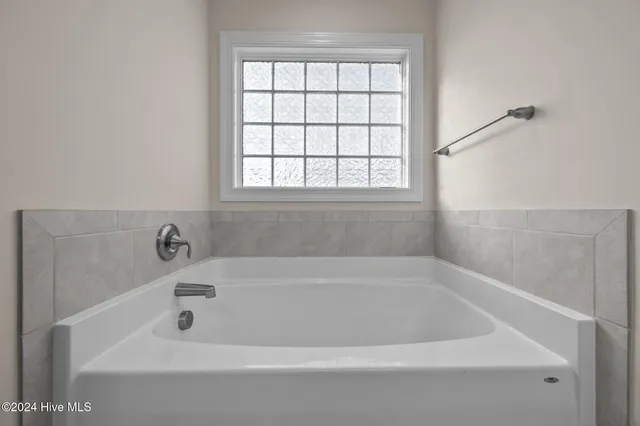 $2,200 | 517 Indigo Johnston Drive, Jacksonville, NC 28546