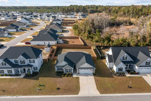 $2,100 | 517 Indigo Johnston Drive, Jacksonville, NC 28546