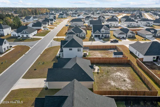 $2,200 | 517 Indigo Johnston Drive, Jacksonville, NC 28546