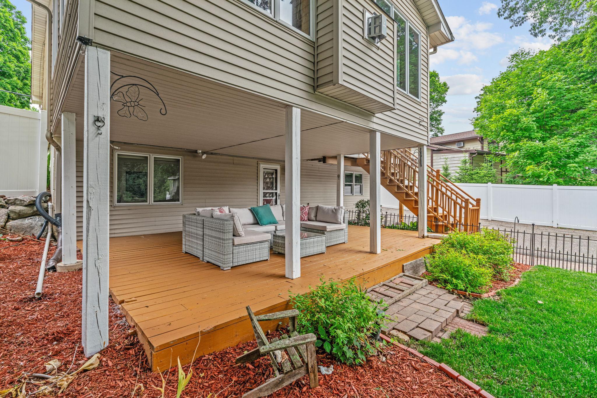 4651 Bedford Road Mound, MN 55364 - Photo 28 of 48