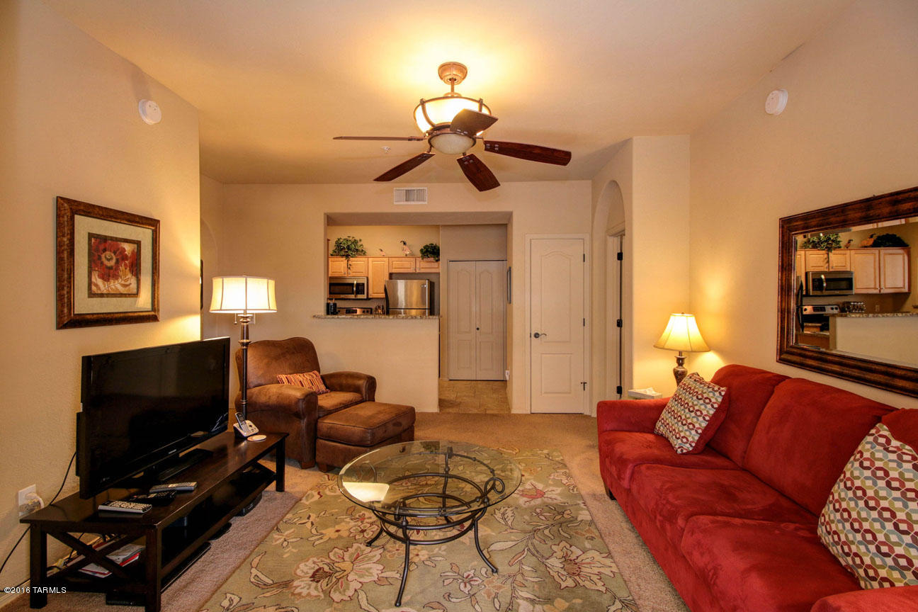 2550 East River Road, Unit 3202 Tucson, AZ 85718 - Photo 2 of 13
